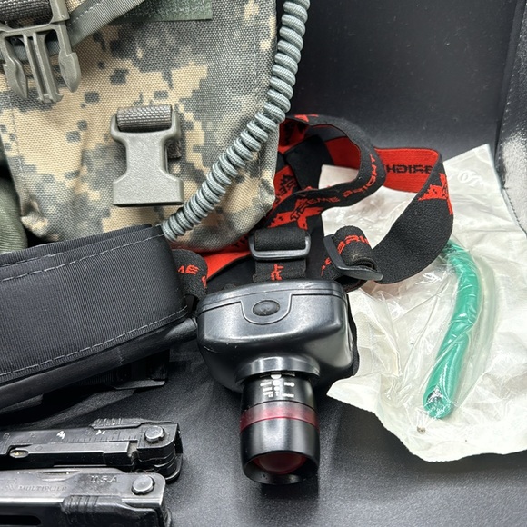 Army First Aide Kit - Picture 2 of 4